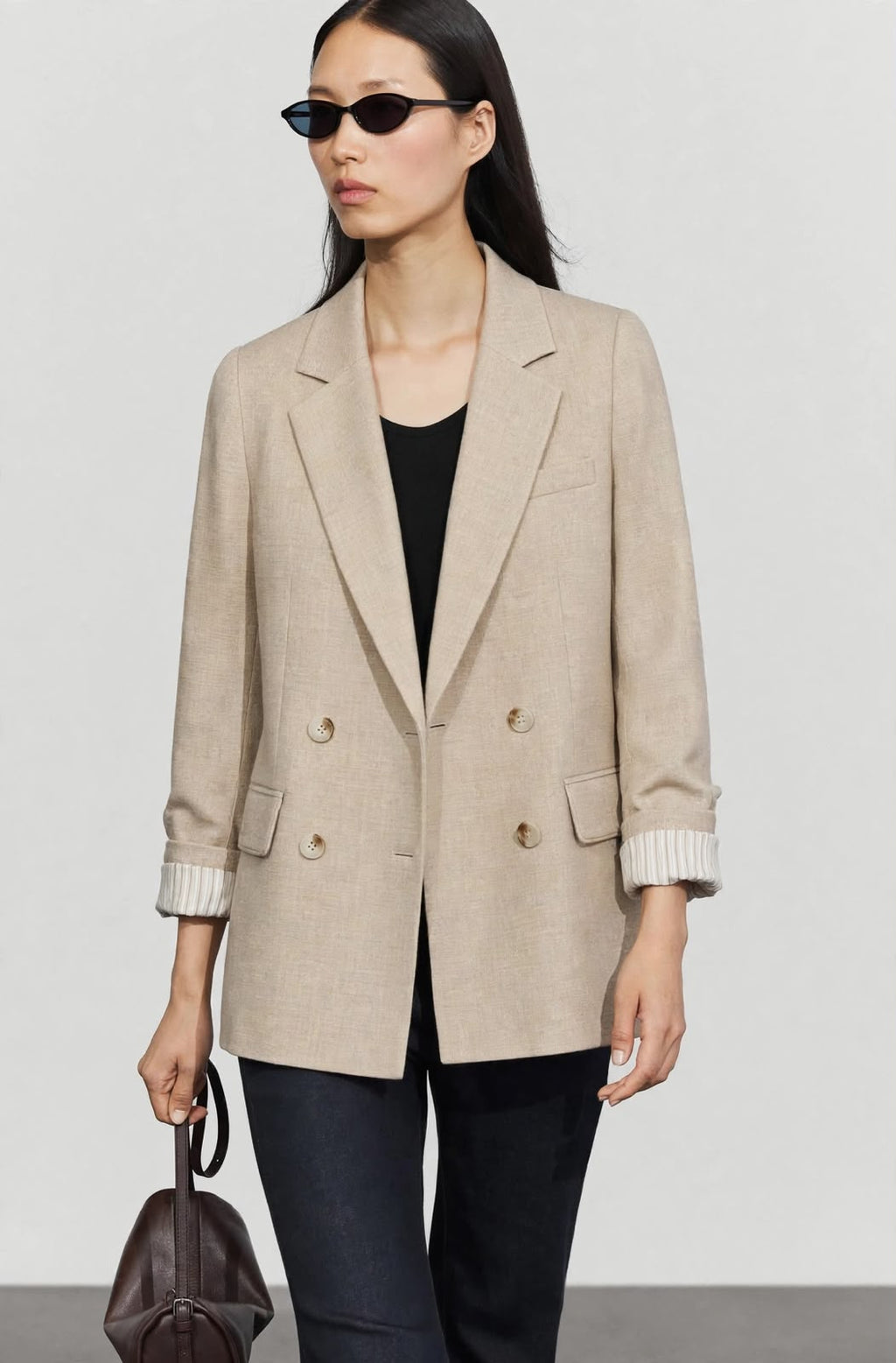 Blazer con doble botonadura con lino